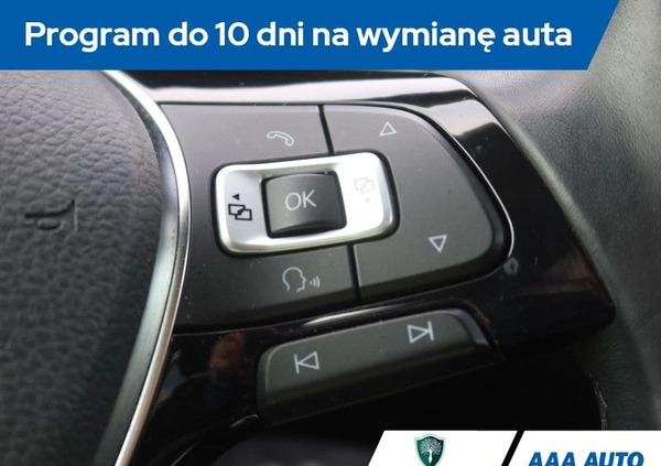 Volkswagen Golf Sportsvan cena 56000 przebieg: 129069, rok produkcji 2017 z Chodzież małe 232